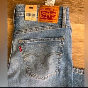 Sale! LEVIS New 30x27 High Rise Wide Leg